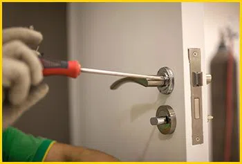 Woonsocket Locksmith Store Woonsocket, RI 401-856-9189 - 11-commercial-locksmith-service
