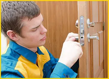 Woonsocket Locksmith Store Woonsocket, RI 401-856-9189 - 16-emergency-unlock